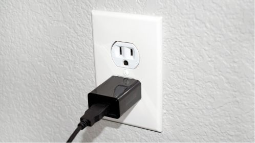 Quick Charging for Mobile with EN/USA & 110v Outlet Compatibility