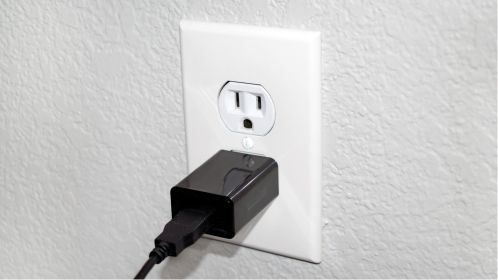 Speed Charger USB Wall 2.0 for Mobile Gadgets with Included USA Outlet